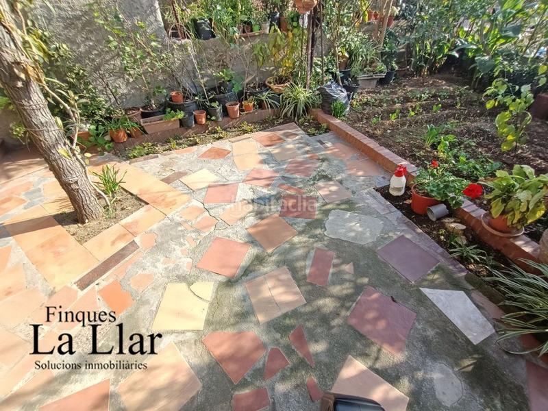 Foto e63997f6-69c4-4768-9a57-1325a49fc19a. Maison jumelée avec chauffage dans Sant Vicenç dels Horts