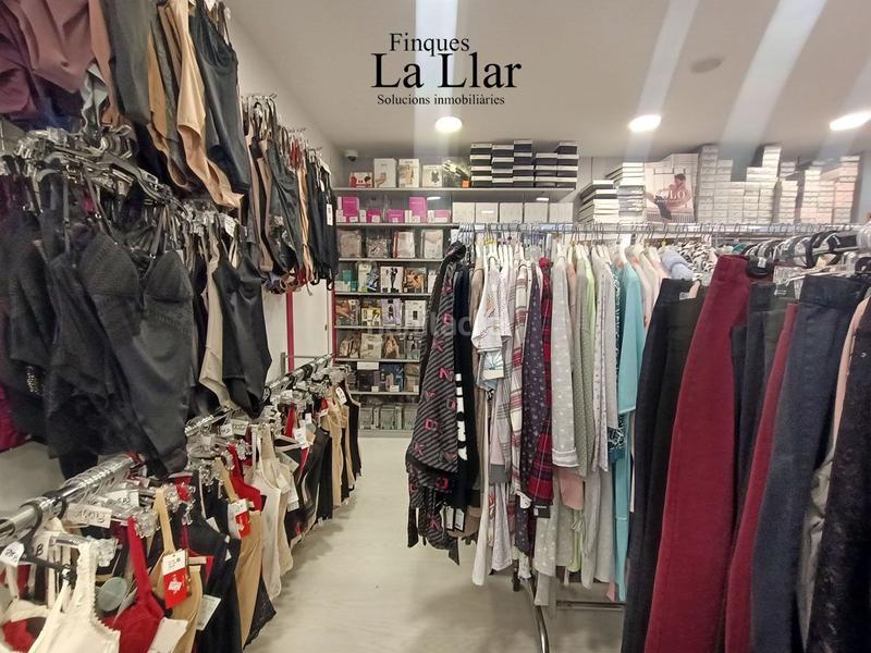 Foto 910583b1-e224-4d23-8d51-7ff0a0bc8cc8. Pas-de-porte local commercial dans Centre-Estació Gavà