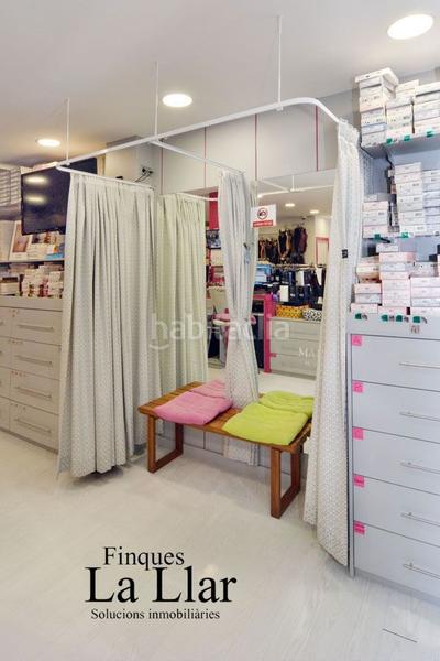 Foto ef76dd26-5e88-4419-8d6c-e9e09f082255. Pas-de-porte local commercial dans Centre-Estació Gavà