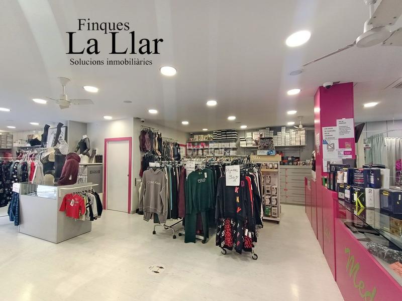 Foto 46eb6a38-6187-499e-937c-d468611ef3a9. Trapasso locale commerciale in Centre-Estació Gavà