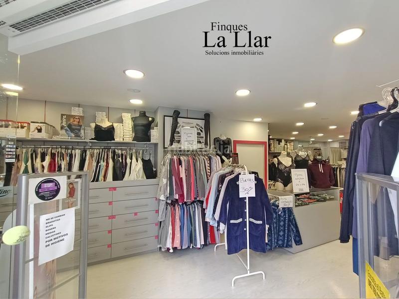 Foto baf5f8ce-0c2f-4d7f-9f98-0538d605684d. Trapasso locale commerciale in Centre-Estació Gavà