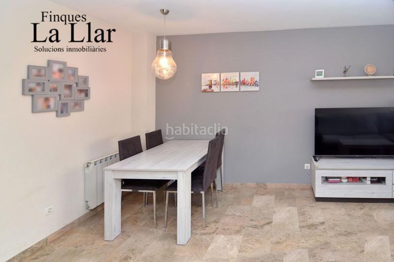 Foto 5c31f17c-9450-4043-83f5-909f5d29bc55. Duplex con riscaldamento in Marianao Sant Boi de Llobregat