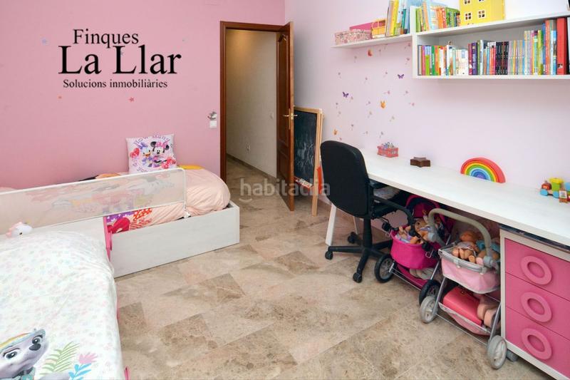 Foto 78a20264-b52b-4668-be63-4ad913d53ec5. Duplex con riscaldamento in Marianao Sant Boi de Llobregat