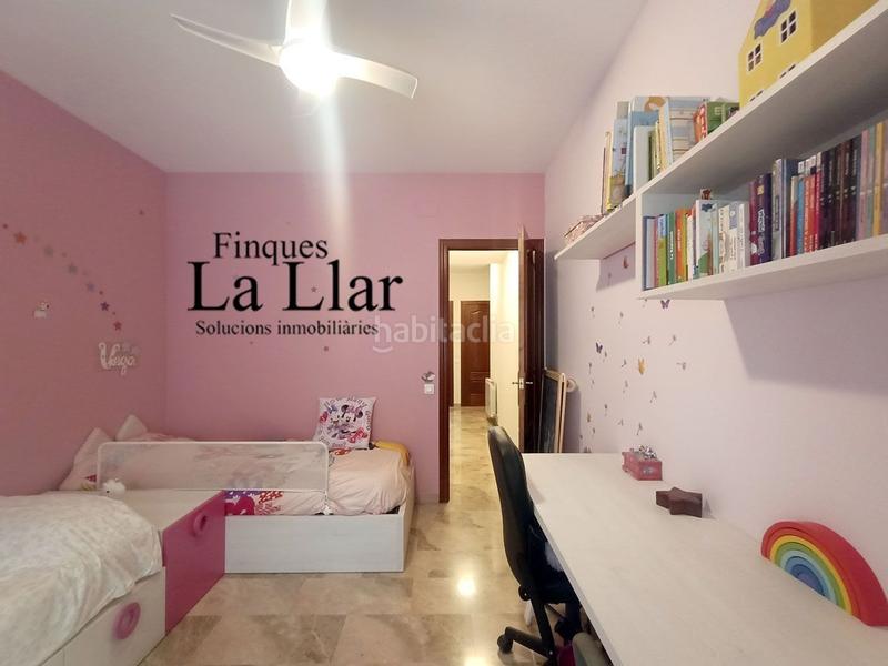 Foto c2b738f5-d08e-49c5-ae38-21086c9e41a7. Duplex con riscaldamento in Marianao Sant Boi de Llobregat