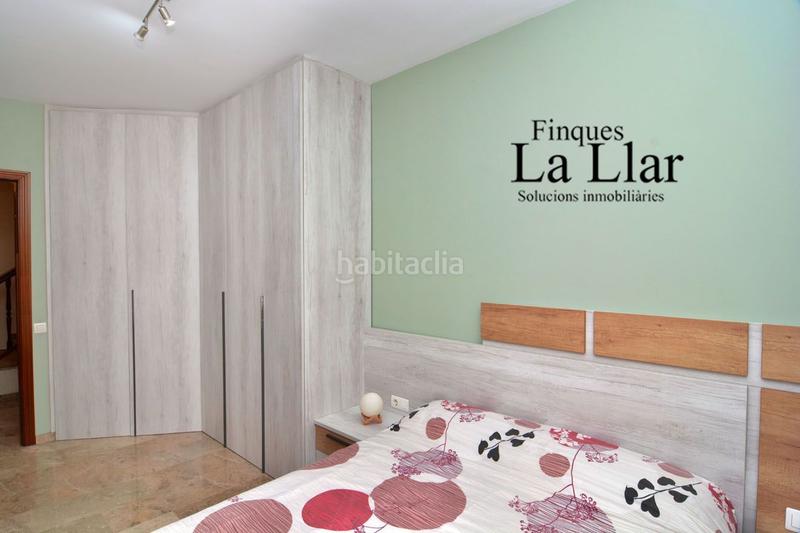 Foto d5c6a464-32b3-4f8a-9b67-683eb1d31865. Duplex con riscaldamento in Marianao Sant Boi de Llobregat