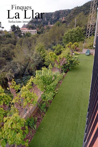 Foto 677fa028-57ce-4826-954f-5ed3c5647153. Casa in carretera de begues 48 in Bruguers Gavà