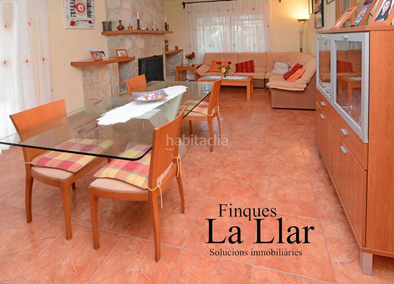 Foto 7c60fc53-eec1-4b38-a824-72e638a18abe. Casa in carretera de begues 48 in Bruguers Gavà