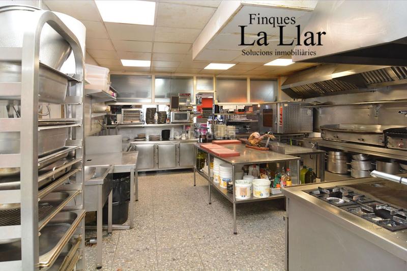 Foto 9f2878ff-bd06-4ffa-8306-5fcfd3652fa1. Geschäftsraum in Pallejà