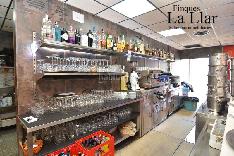 Foto afb8d711-9979-4685-a388-bf3cbb7916b1. Geschäftsraum in Pallejà