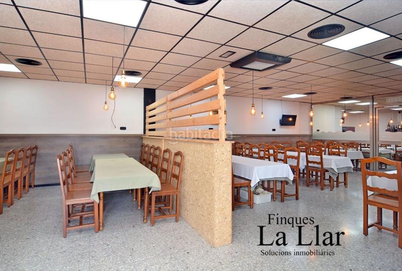 Foto c33f0ea2-95c1-4cdf-9899-213681ec15f0. Geschäftsraum in Pallejà