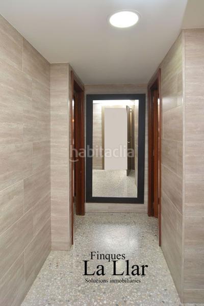 Foto f9a5481c-25e0-41b4-8676-e64cbd358d1a. Geschäftsraum in Pallejà