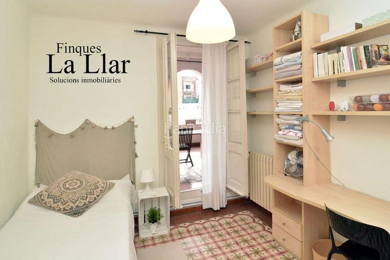 Foto 00b0ebf5-e47f-4f76-b9e0-f13a9e72fd8a. Casa amb calefacció a Centre-Estació Gavà