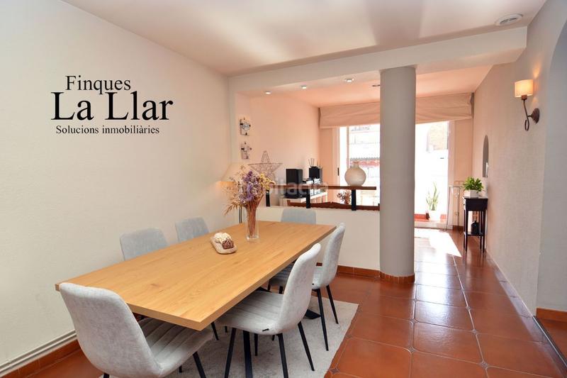 Foto 04649be9-338f-4cda-89f7-4f01045aba43. Casa amb calefacció a Centre-Estació Gavà