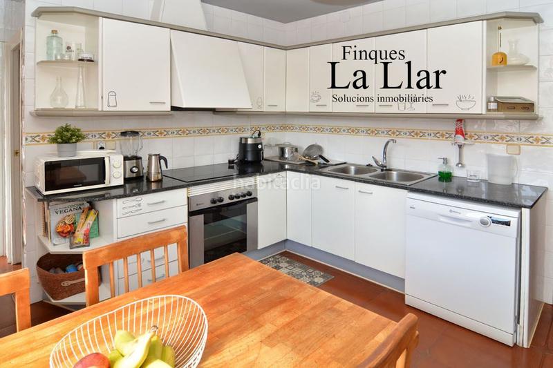 Foto 09a635a5-1721-4aa1-a105-873d57de27da. Casa amb calefacció a Centre-Estació Gavà