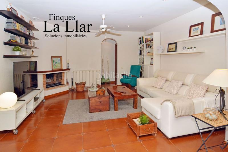 Foto 3a04b6f2-9030-46e6-8fed-4d4ba20c5680. Casa amb calefacció a Centre-Estació Gavà