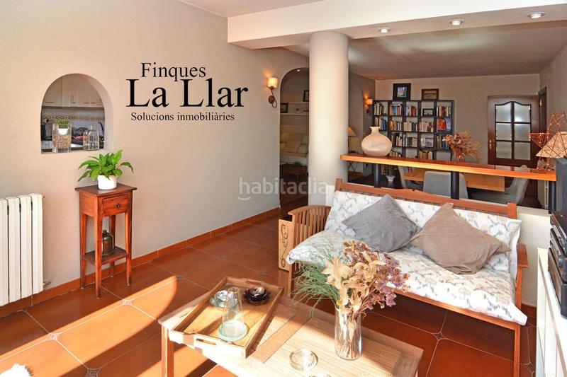 Foto 75103809-90af-4cf8-bf5a-86f2155004ef. Casa amb calefacció a Centre-Estació Gavà