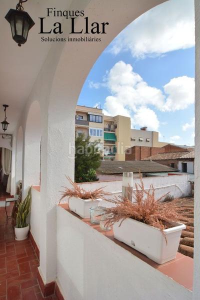 Foto c53e3c68-2892-4a94-960a-0a0f096bd1a8. Casa amb calefacció a Centre-Estació Gavà