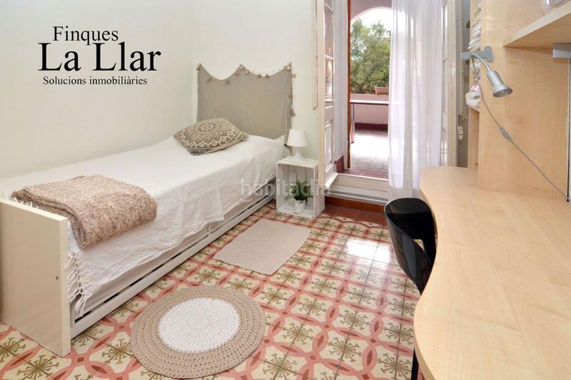 Foto c5655699-eace-4cff-ac82-07c450235f36. Casa amb calefacció a Centre-Estació Gavà