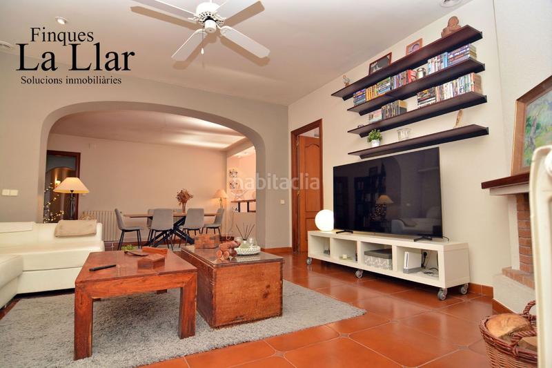 Foto f2cb4d5e-f155-493a-adfd-4ba656acb304. Casa amb calefacció a Centre-Estació Gavà