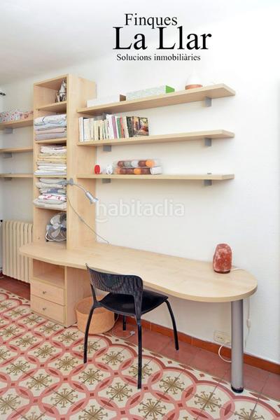 Foto fa1e56b7-a6df-41ce-8ff0-32b9fa2e83f9. Casa amb calefacció a Centre-Estació Gavà