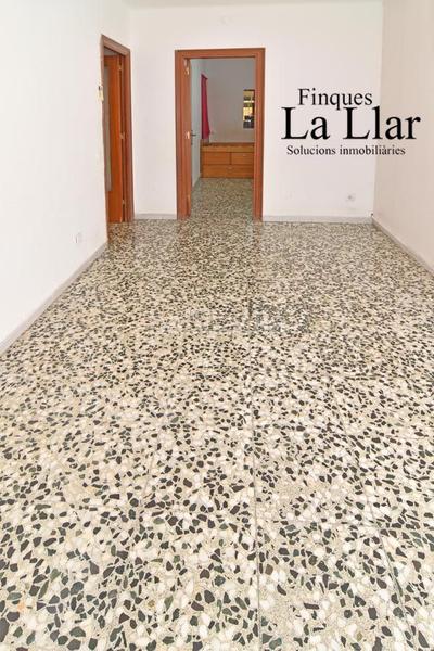 Foto b1708649-fbc0-4e0c-8d59-ebc21becd30d. Pis a Can Tintorer-Can Tries Gavà