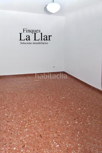 Foto 1ada521f-aab5-4875-b0f7-6b063ea82a5e. Piso atico en venta en gava con terraza visítalo! en Gavà