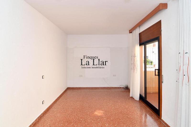 Foto 5afde6d6-5ebc-425e-9e7e-cc946c9cdc4e. Piso atico en venta en gava con terraza visítalo! en Gavà