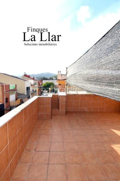 Foto 89276b0d-58bf-433e-a81a-49be7a411196. Piso atico en venta en gava con terraza visítalo! en Gavà