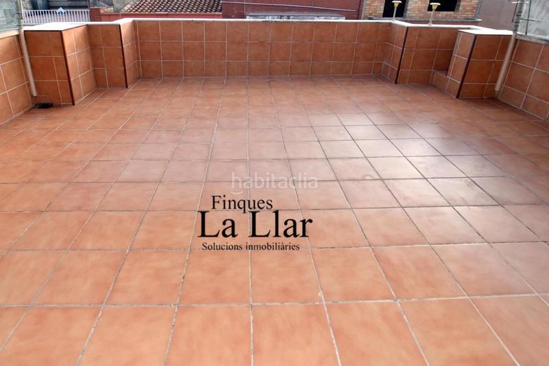 Foto 8ca64948-7c0c-4915-be56-2a3a50586724. Piso atico en venta en gava con terraza visítalo! en Gavà