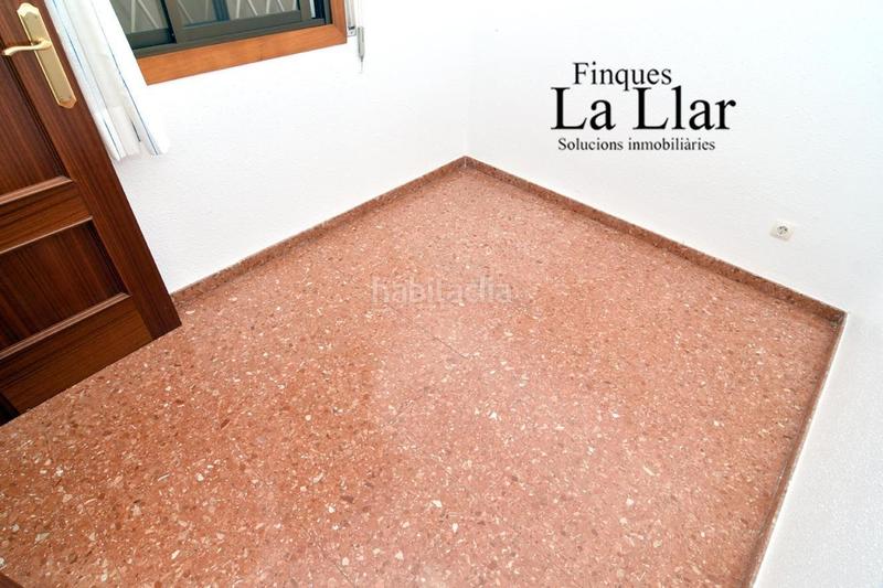 Foto b838218f-b6ea-4be8-b001-62f37e4f4771. Piso atico en venta en gava con terraza visítalo! en Gavà