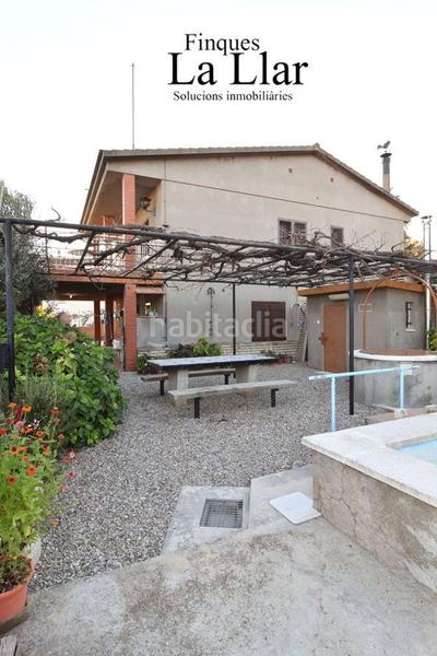 Foto 5ef59336-0dcc-4d64-886d-74d2f90b00a2. Casa amb calefacció piscina a Can Vinyals Esparreguera