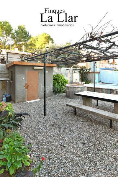 Foto 691e3a2c-ebde-41e4-85f8-afbc0d3211b2. Casa amb calefacció piscina a Can Vinyals Esparreguera