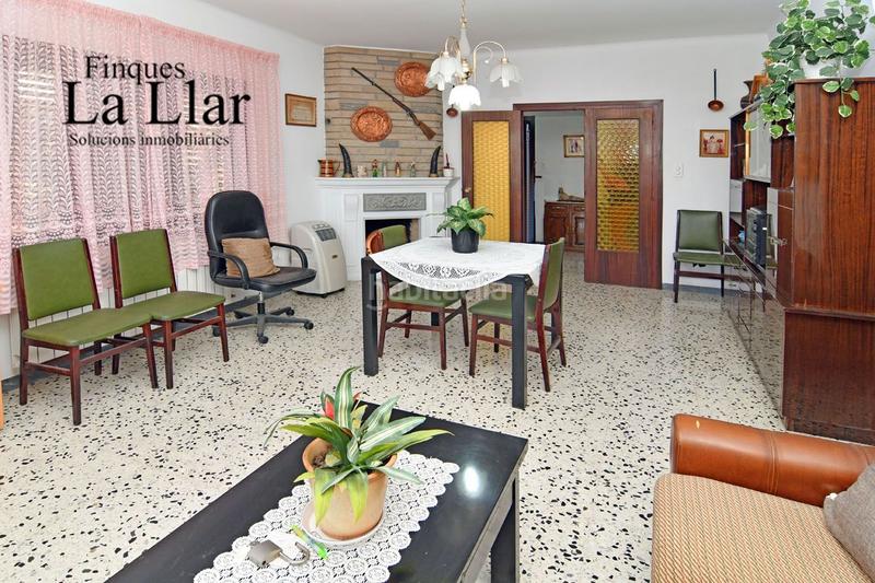 Foto c044189d-2a78-4173-8316-1b8ccb9105f3. Casa amb calefacció piscina a Can Vinyals Esparreguera