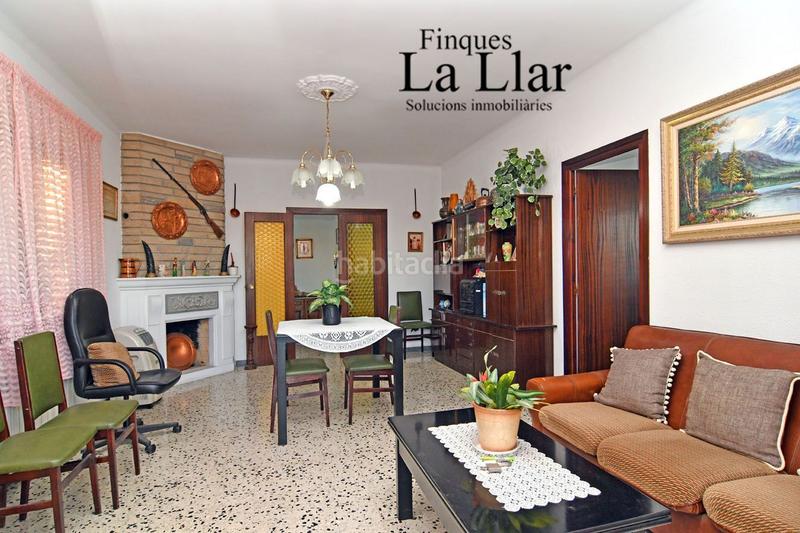 Foto e34ba235-2e6f-4163-a6ec-c6622ded6bd7. Casa amb calefacció piscina a Can Vinyals Esparreguera