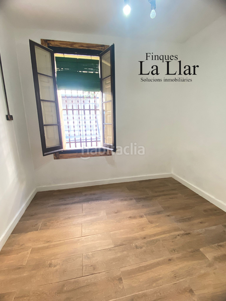 Foto e5d4e3bc-cb46-4f08-ad01-555ed4a0942e. Reihenhaus in Centre-Estació Gavà