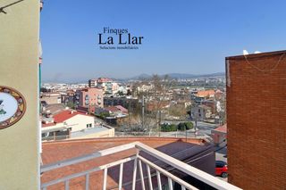 Piso  Francesc macia. Piso en venta en sant vicen� dels horts.