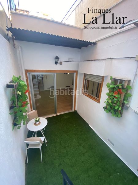 Foto 05183fc2-34c5-46f4-b30e-932d9649b0b8. Casa adossada a Centre-Estació Gavà
