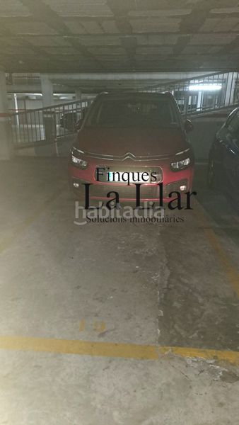 Foto 16b408f8-e40f-4fa3-89de-0b75c56c1c07. Aparcament cotxe a La Roureda Viladecans