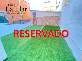 Casa a schiera  Mare de deu de montserrat. Casa con terraza en venta en el centro de gava