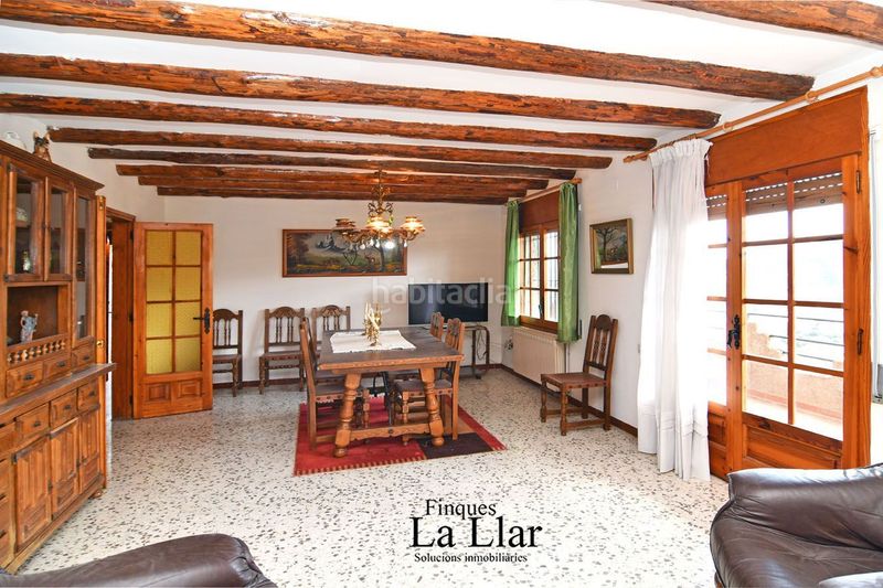 Foto 932b666d-f4a5-4479-a8b9-4b8778243250. Casa amb calefacció aparcament a Vallirana