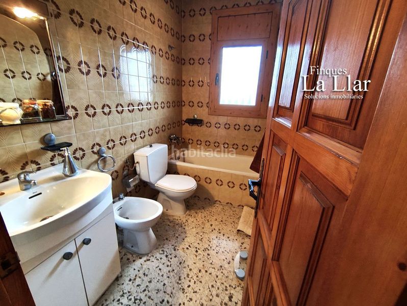 Foto a3b11b6e-f397-433d-9f8d-8240e1dd7dcf. Casa amb calefacció aparcament a Vallirana
