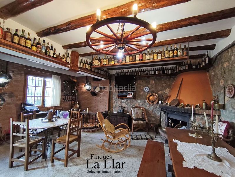 Foto abe6f147-a277-4010-8787-47d93370a211. Casa amb calefacció aparcament a Vallirana