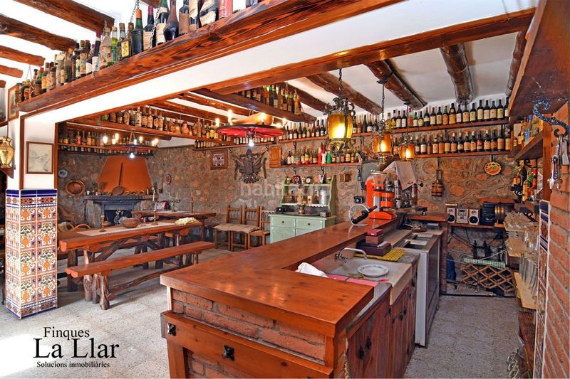 Foto af1263b1-a076-4504-b6c3-5a8c568d4bb9. Casa amb calefacció aparcament a Vallirana