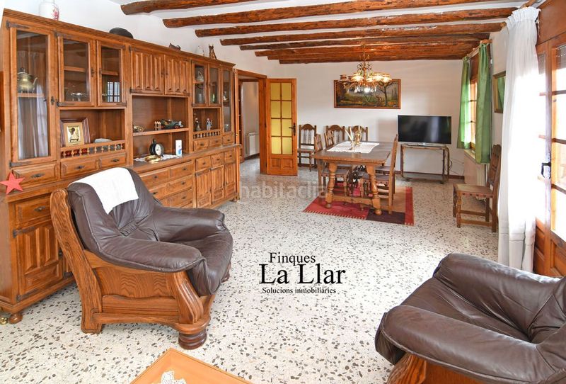 Foto bdf26546-9ae4-425a-b17a-252b4f797509. Casa amb calefacció aparcament a Vallirana