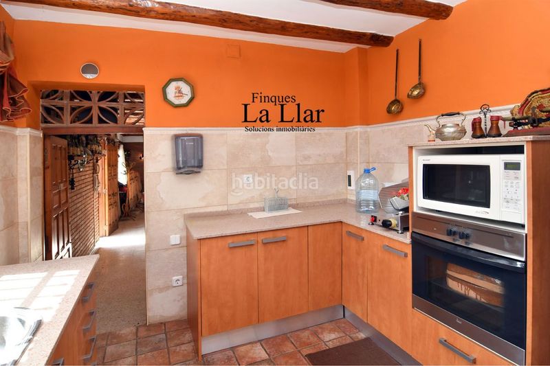 Foto bedf86c5-6fb8-41f3-b413-ee6695aed70c. Casa amb calefacció aparcament a Vallirana