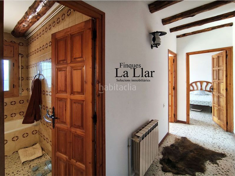 Foto d8ed2daa-bb6a-4e9e-b3b6-76241d9b4a68. Casa amb calefacció aparcament a Vallirana