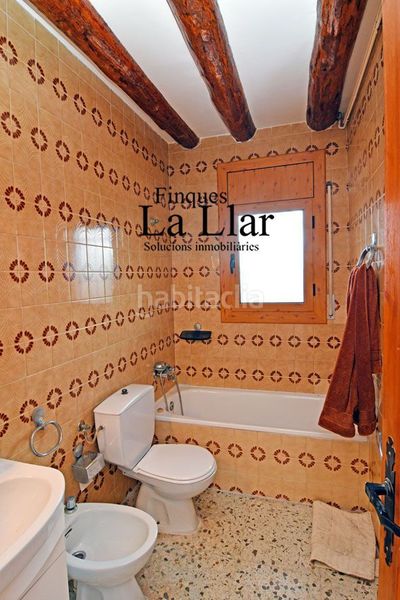 Foto dd0c0265-0f01-4a47-b024-384083ac0450. Casa amb calefacció aparcament a Vallirana