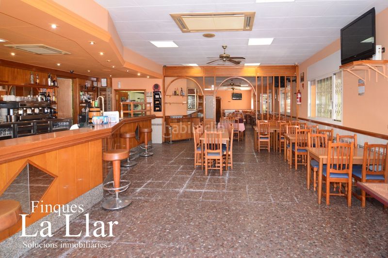 Foto 1f817975-4605-42cf-a4ae-d74c30431d70. Local comercial  en venta en Torrent Ballester Viladecans