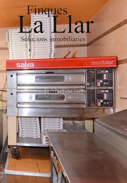 Foto 9474c0f2-c484-4f2f-87c6-044bcc6a2ca5. Local comercial  en venta en Torrent Ballester Viladecans
