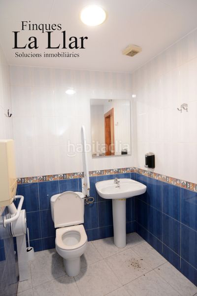 Foto b9d3e416-0fd8-4683-8d86-26d6245da3b3. Local comercial  en venta en Torrent Ballester Viladecans